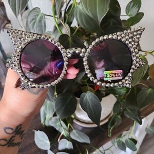 Bat wing sunglasses